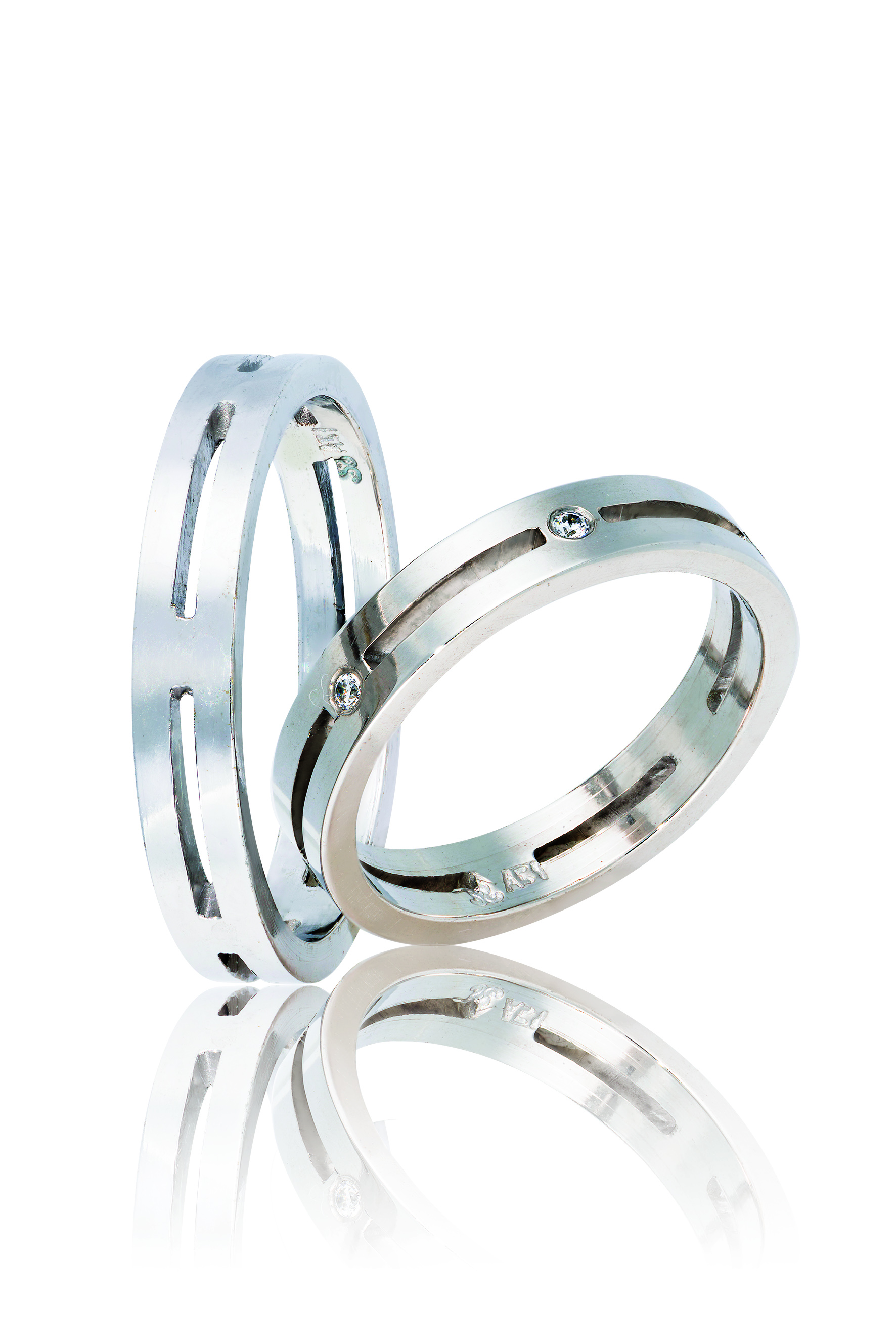 White gold wedding rings 4mm (code 5w)